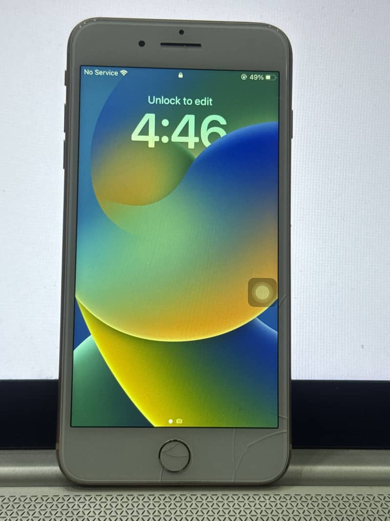 Apple iPhone 8 Plus 0