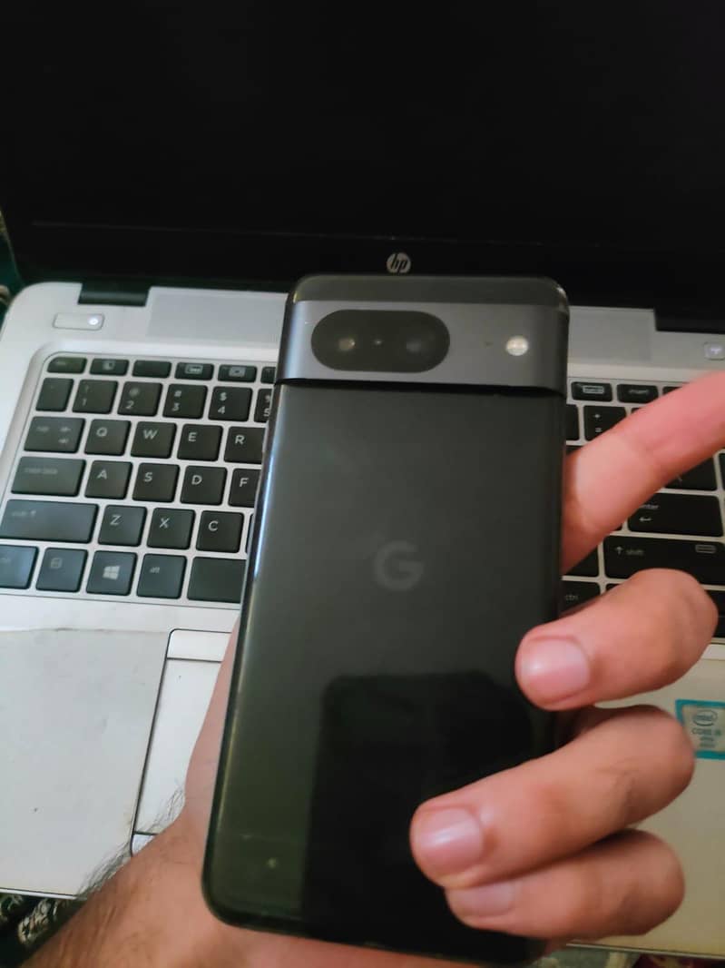 Google Pixel 8 13
