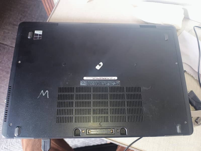 DELL Latitude E5550 1