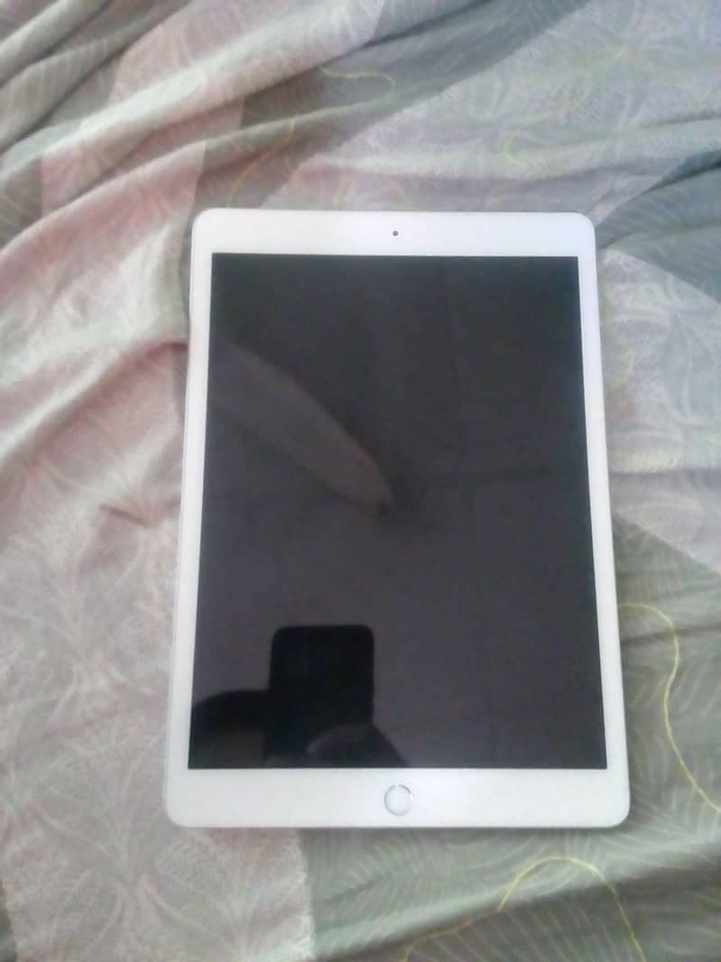 ipad 8th generation 128gb 0