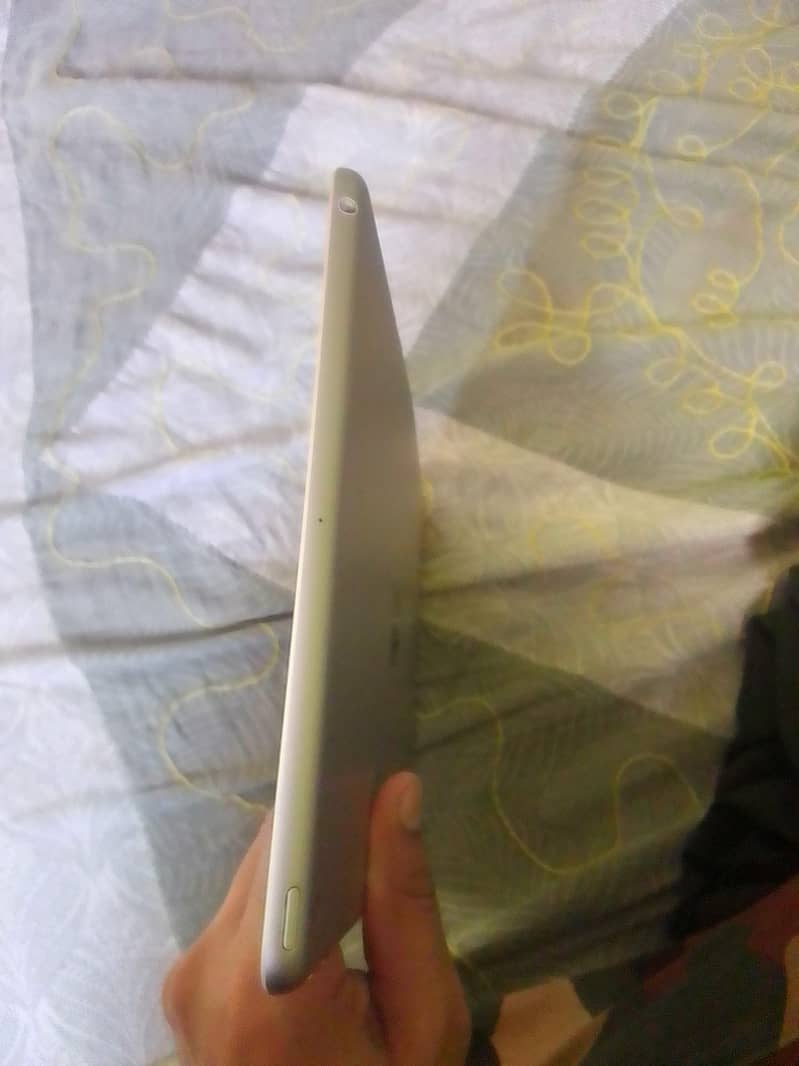 ipad 8th generation 128gb 3