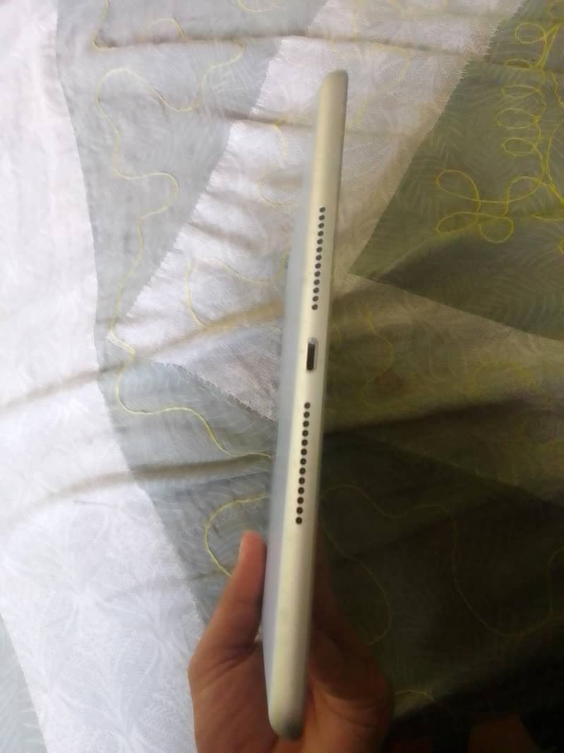 ipad 8th generation 128gb 4