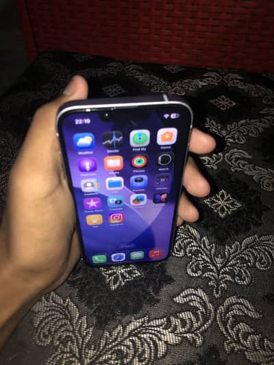 Apple iPhone 14