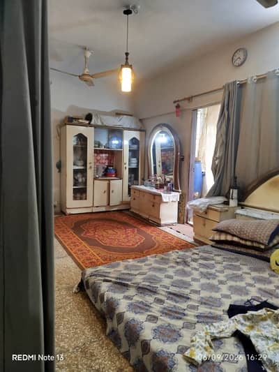 2nd floor 1100 sq ft