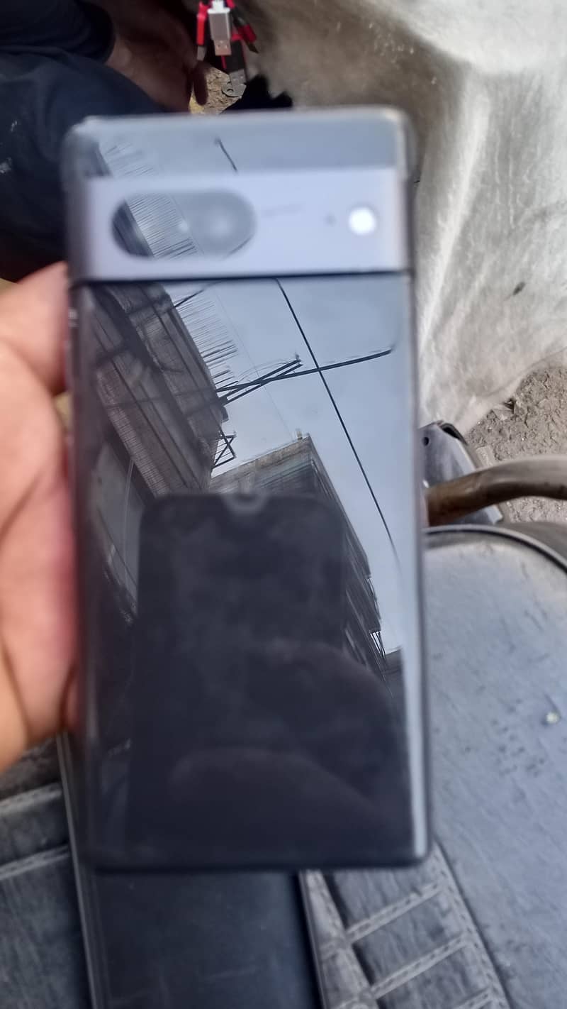Google Pixel 7 4