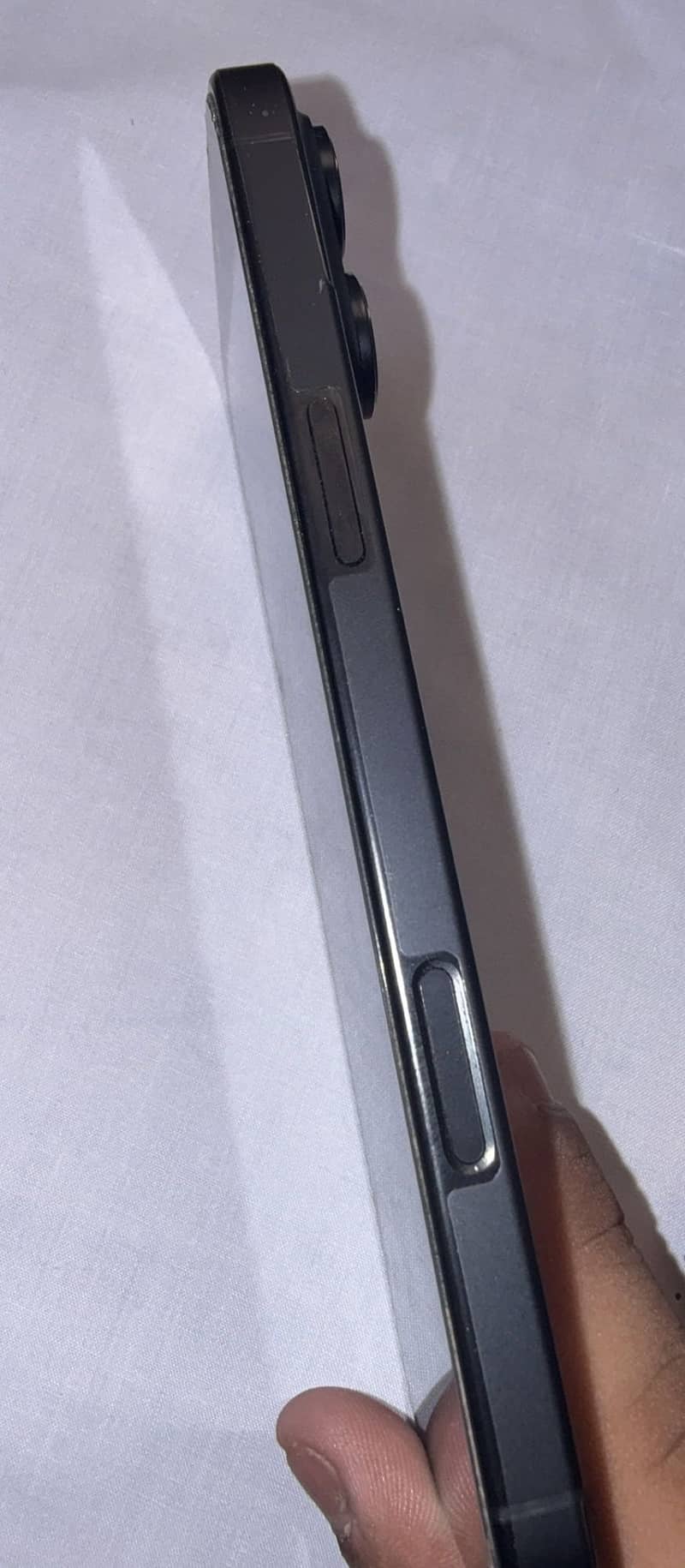 Apple iPhone 16 Pro Max 3