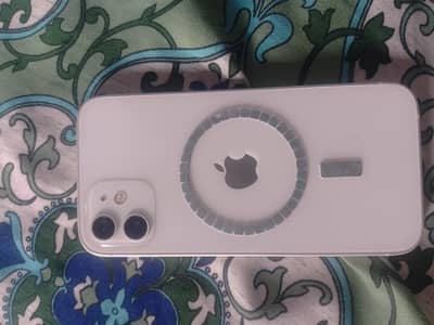 iphone 12 ,128ram