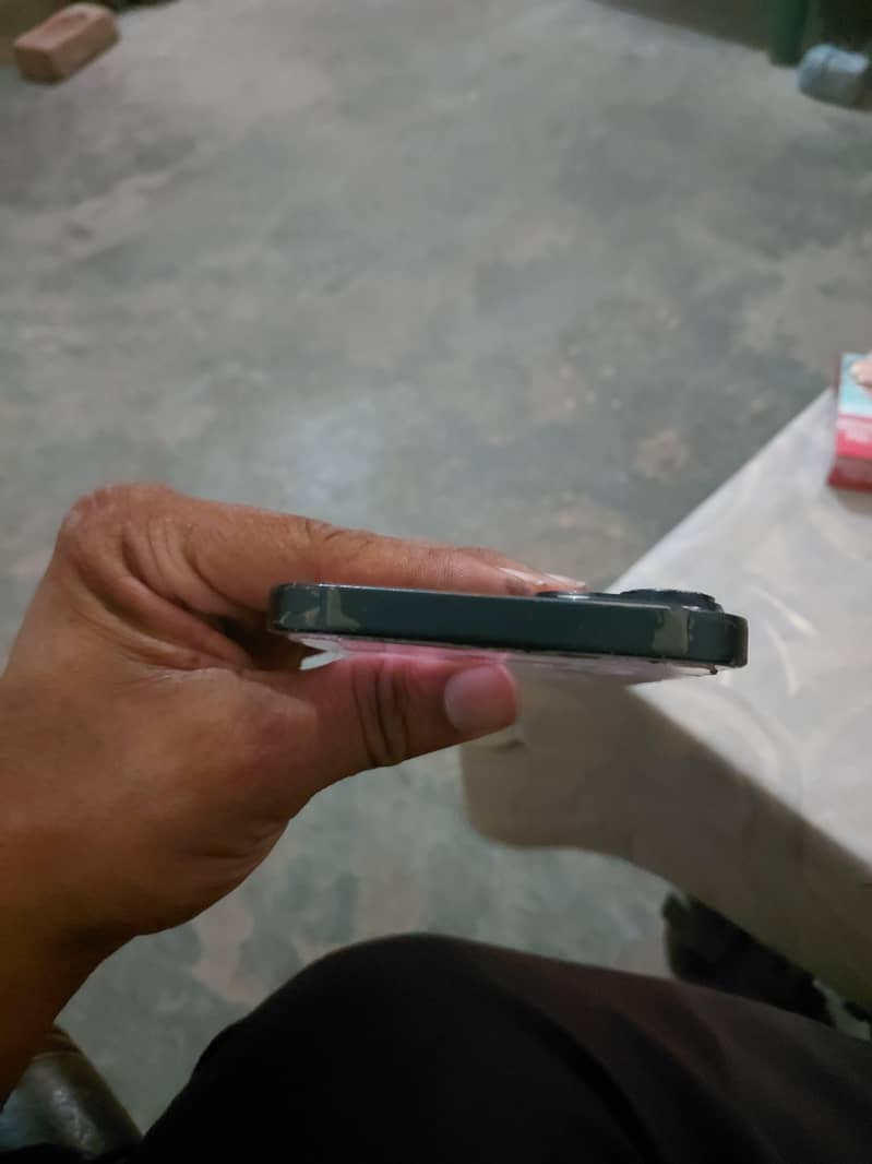 Apple iPhone 14 plus 2