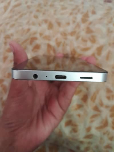 Samsung Mobile A06