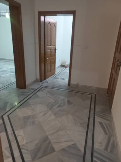 G11LOWER NEW PORTION FOR RENT PRIME LOCTION