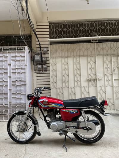 Honda 125 2018 end karachi number