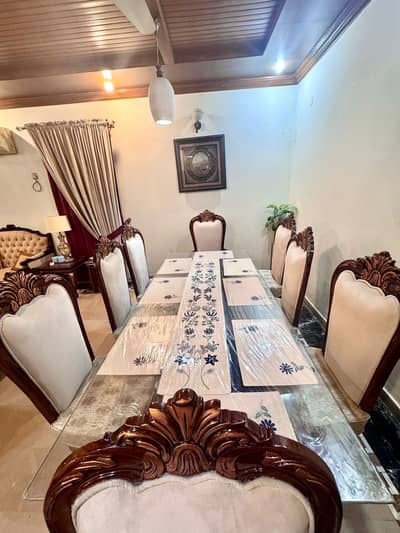 Size adjustable, pedestal dining table with 8 chairs