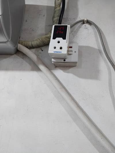 woxsn automatic AC protector