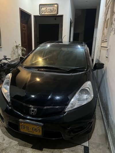 Honda Fit 2012 shuttle hybrid