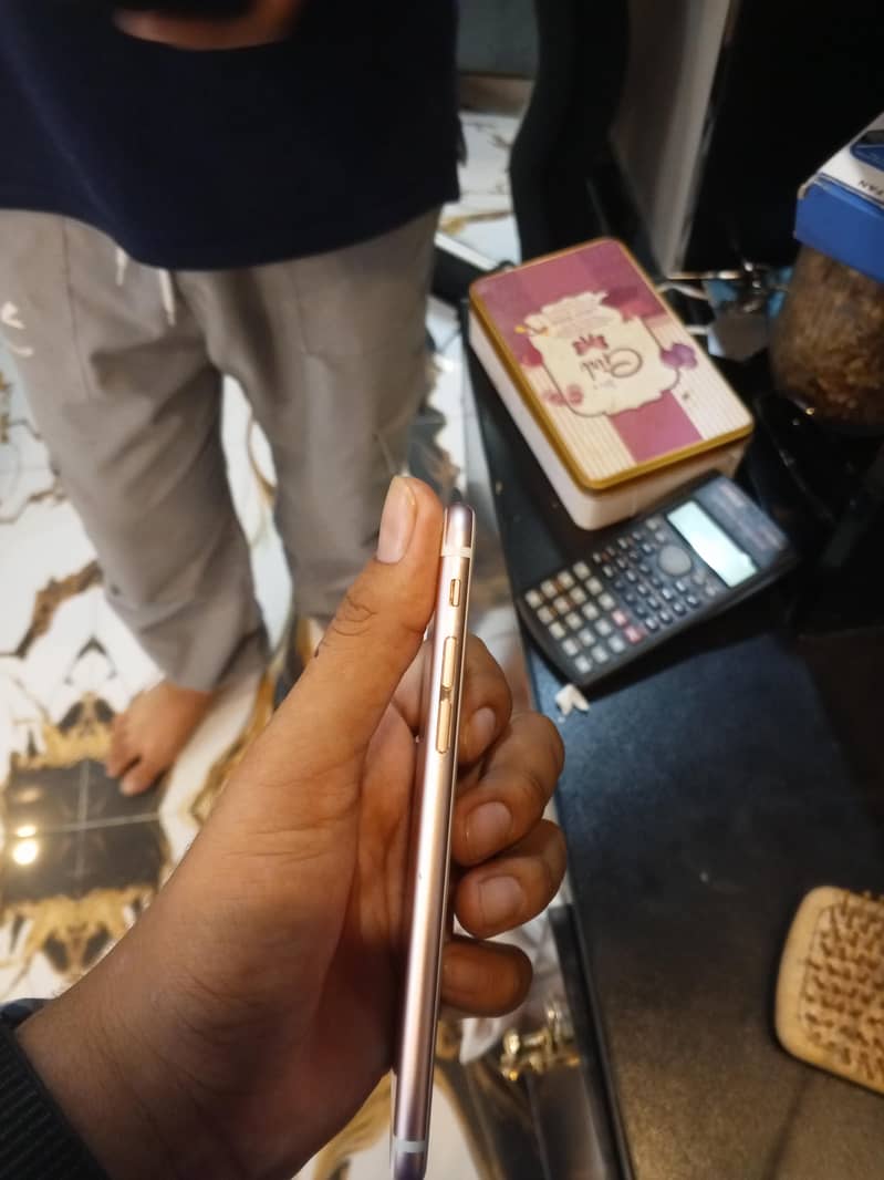 Apple iPhone 6S 2