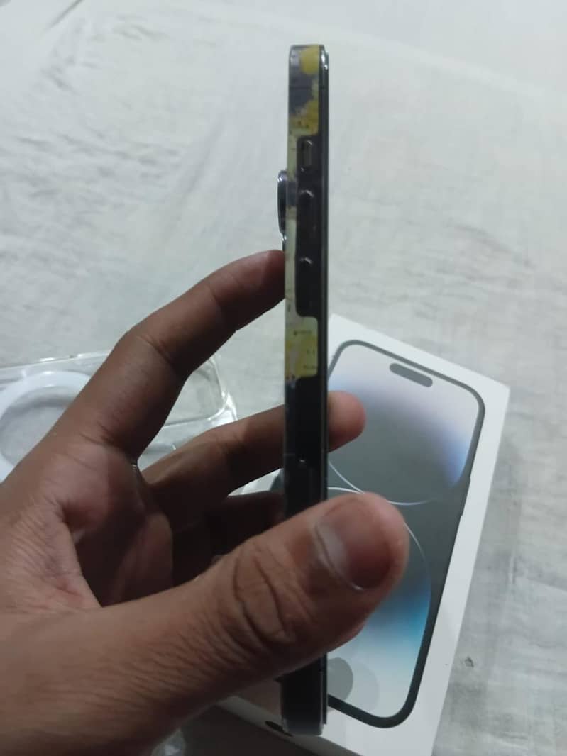 Apple iPhone 14 Pro 4