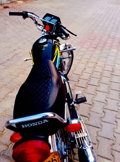 Honda 125| 2026 model just like brand new condition number laga hai