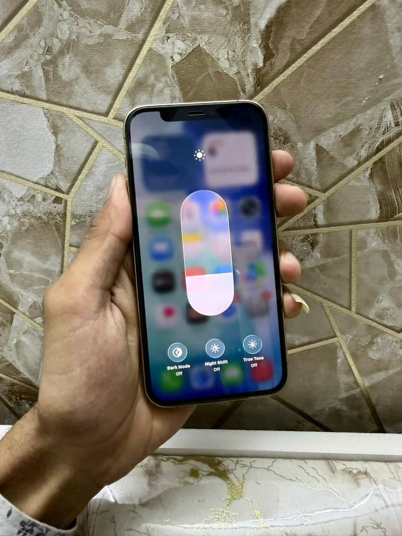Apple iPhone 12 Pro 8