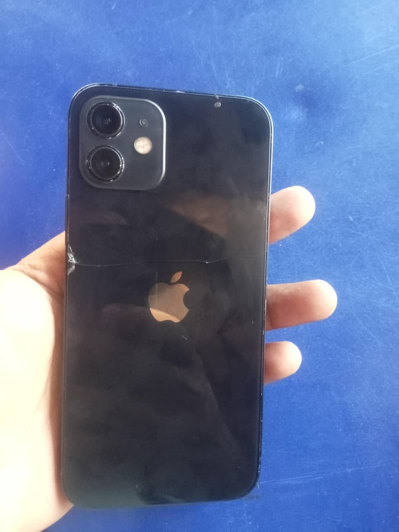 Apple iPhone 12 3