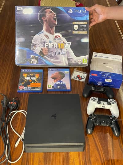 PS4 Slim 500GB UK edition (FIFA 18 Limited edition)