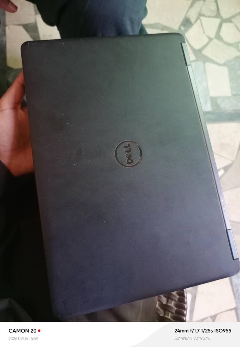 dell laptop 1