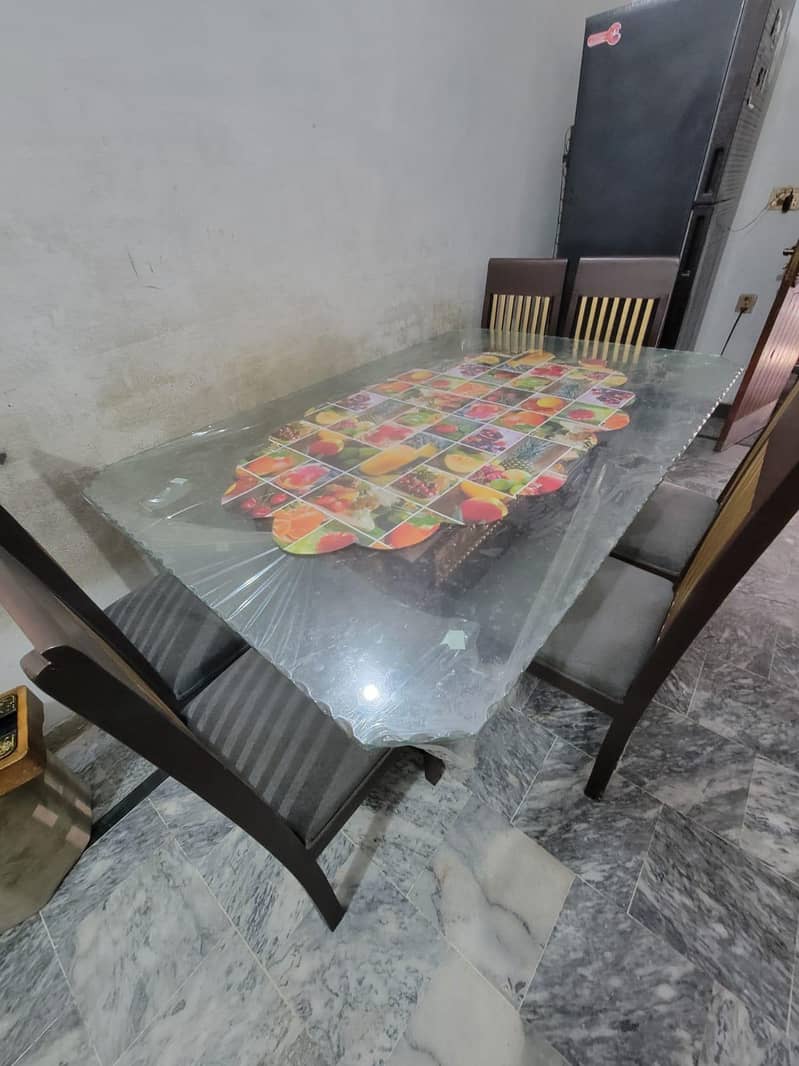 dinning table 0