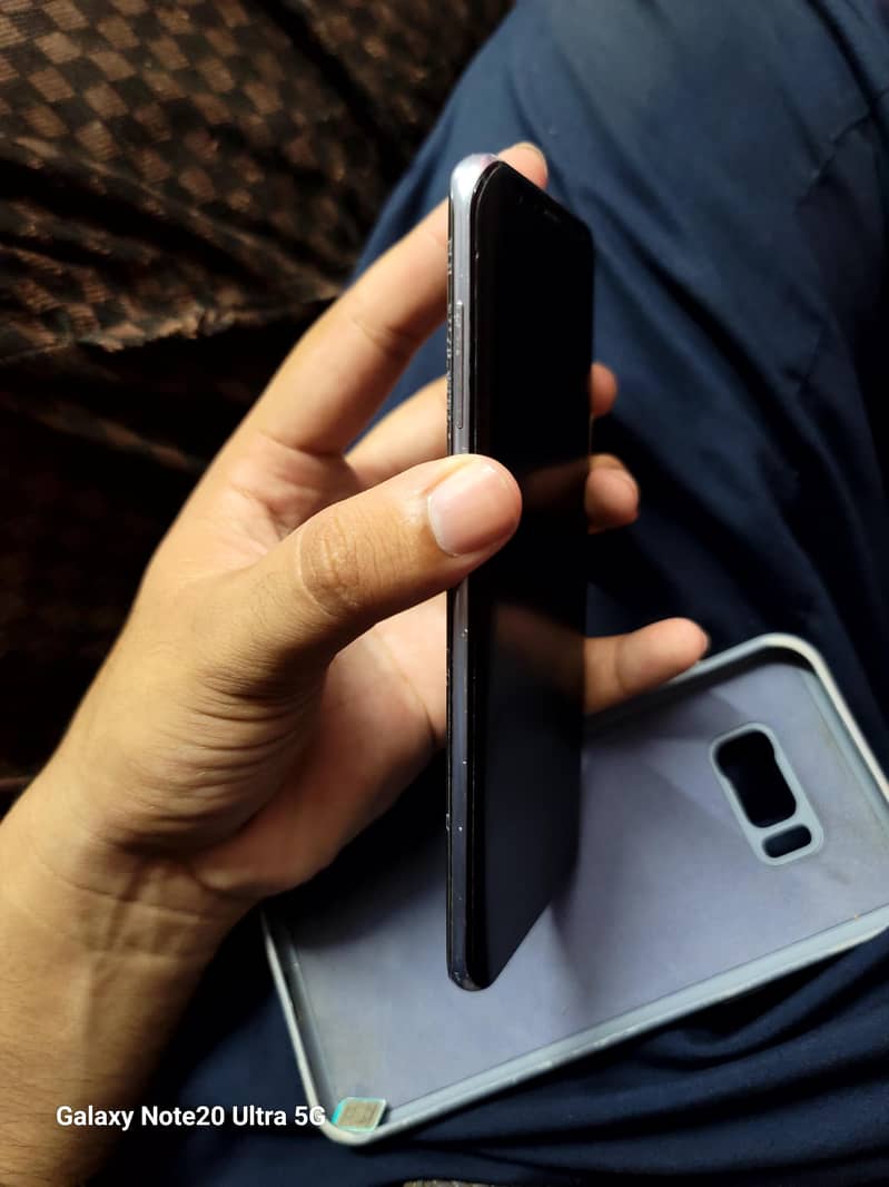 Samsung Mobile S8 Plus 2