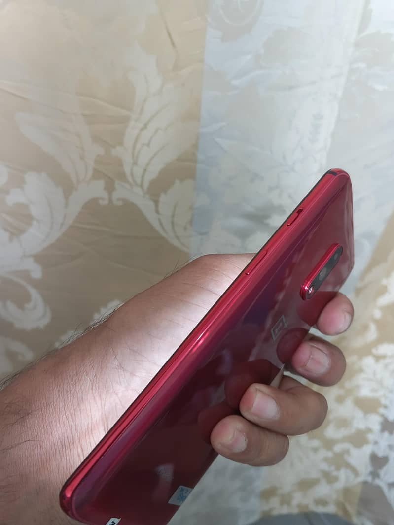 One Plus 7 4