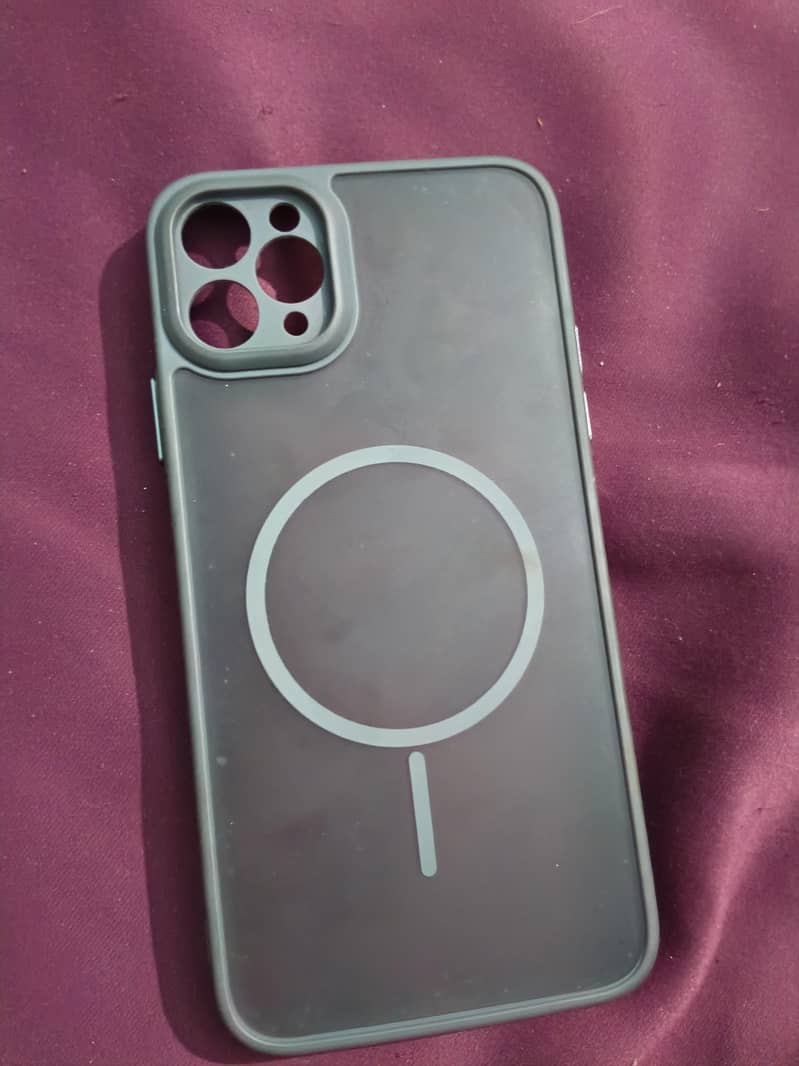 Apple iPhone 11 Pro Max 3