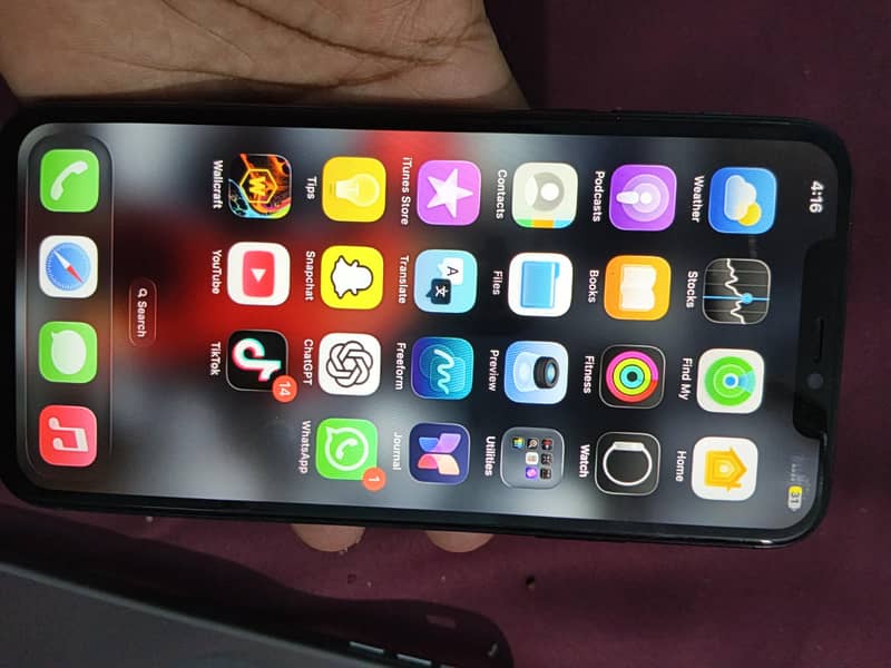 Apple iPhone 11 Pro Max 6