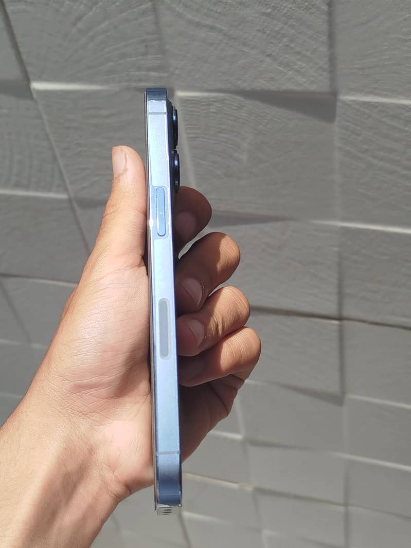 Apple iPhone 13 Pro 6