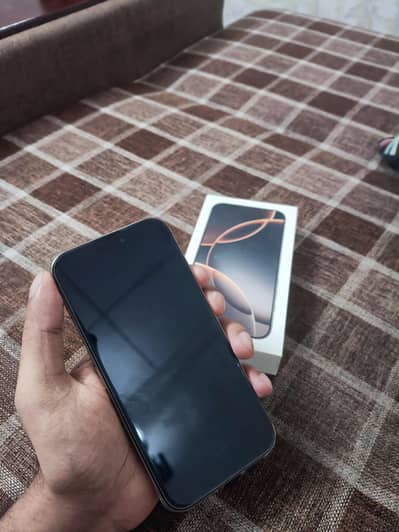 iPhone 16 Pro Max JV
