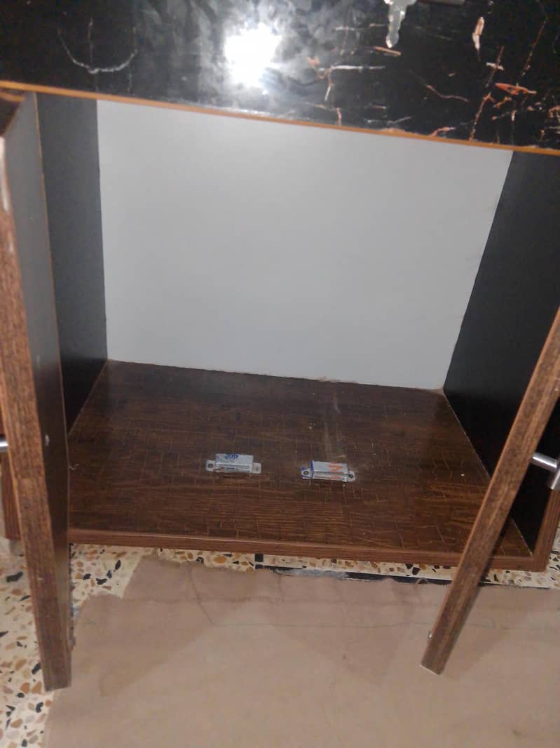storage lock table 1