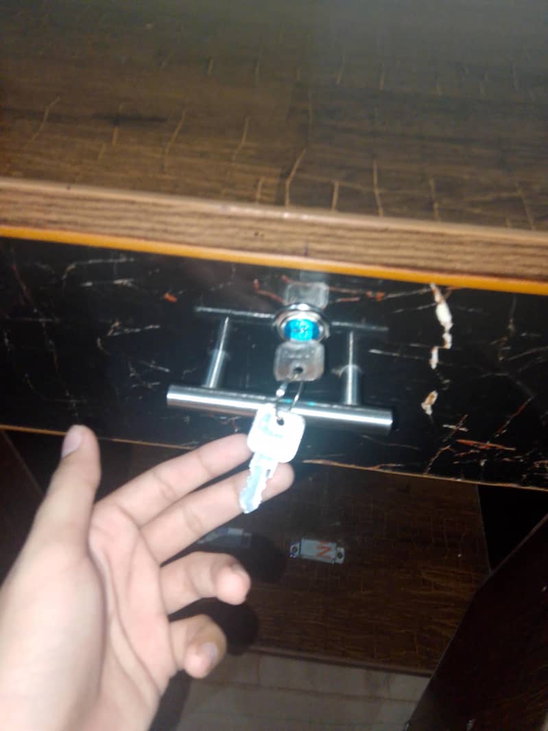 storage lock table 2
