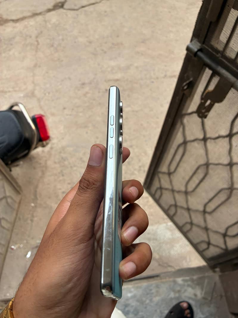 Tecno CAMON 40 2