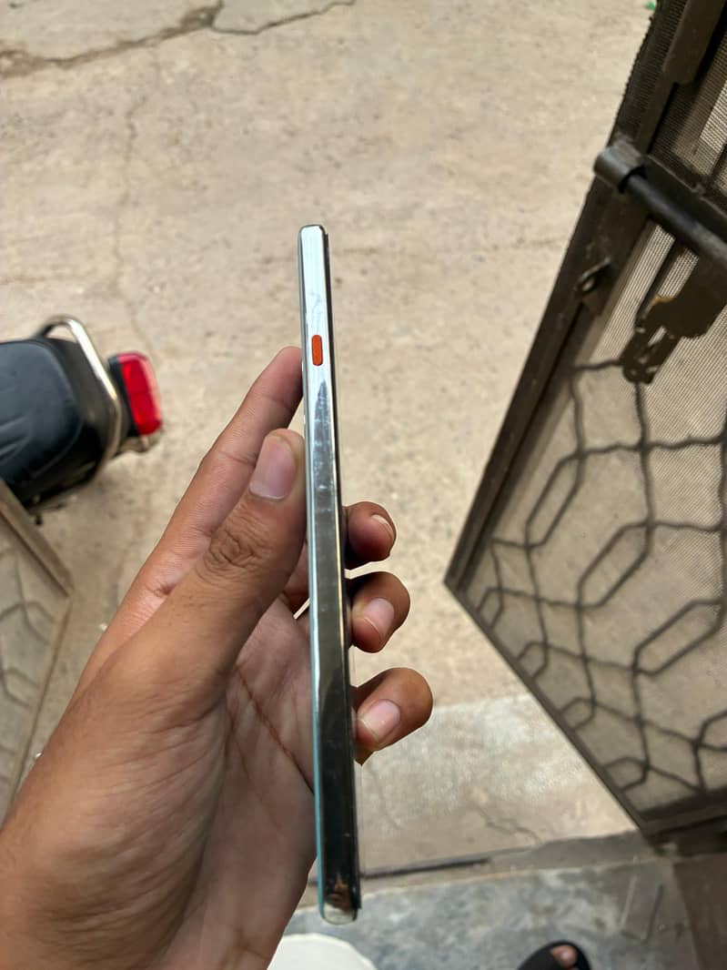 Tecno CAMON 40 3