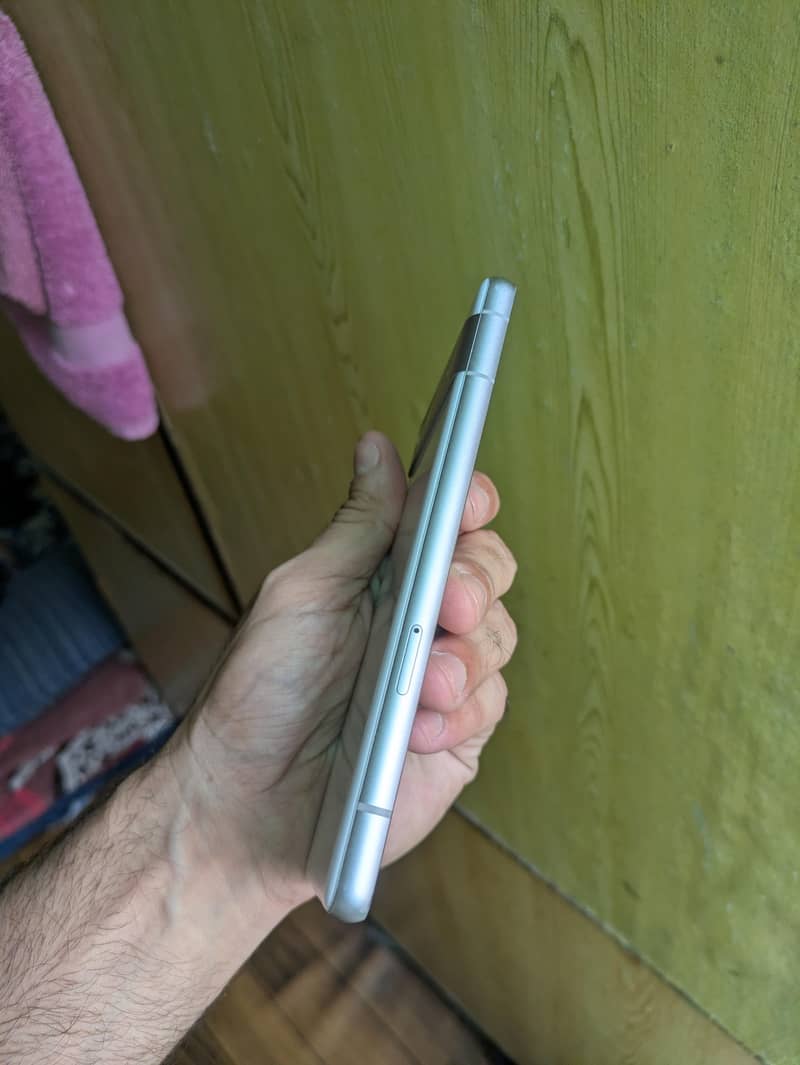 Google Pixel 7a 3