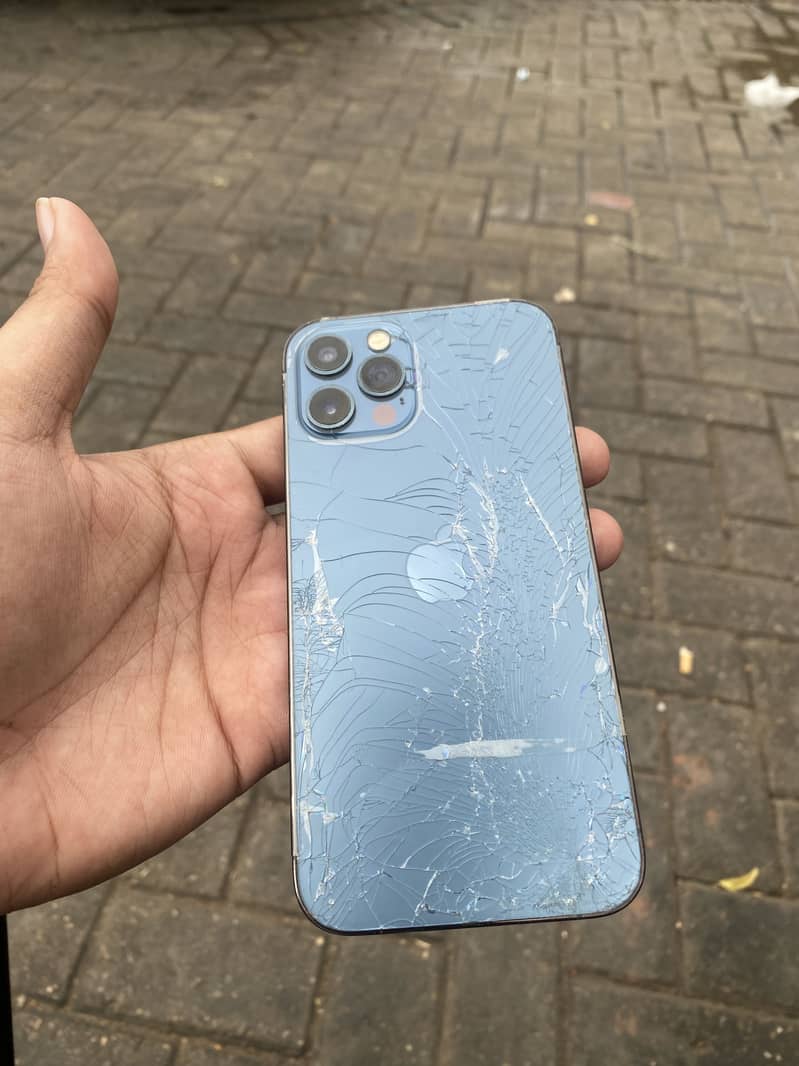 Apple iPhone 12 Pro 1