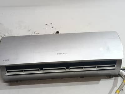 Kenwood 1.5 Ton AC – R22 – Good Working Condition | For Sale