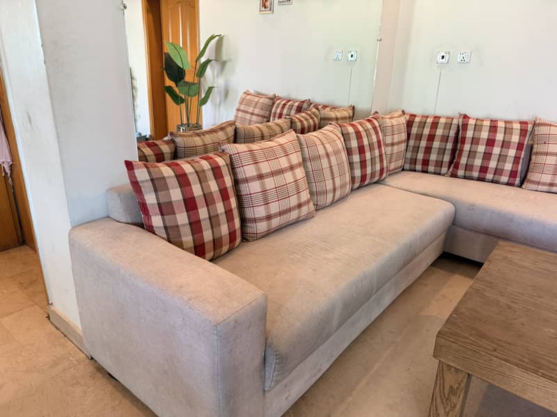 L shaped Sofa 4