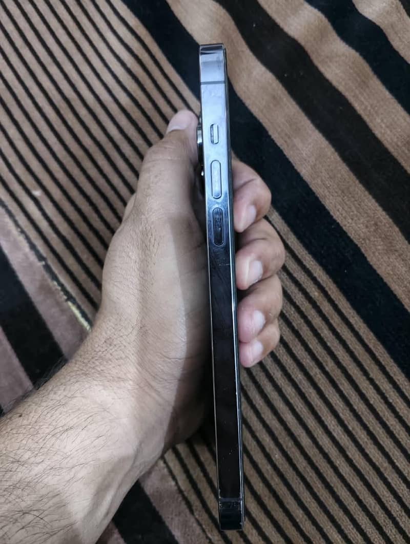 Apple iPhone 14 Pro Max 5