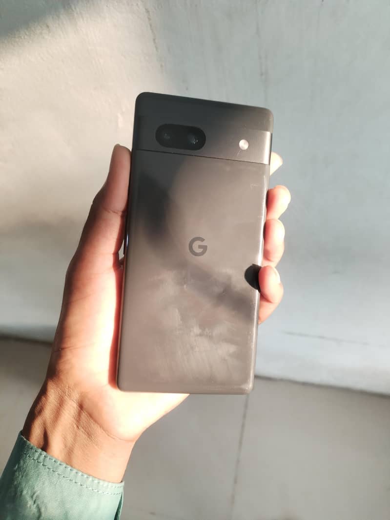 Google Pixel 7a 4