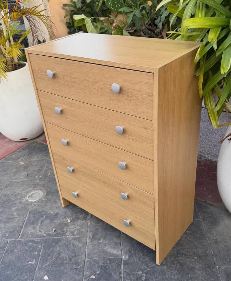 Chest drawer 1
