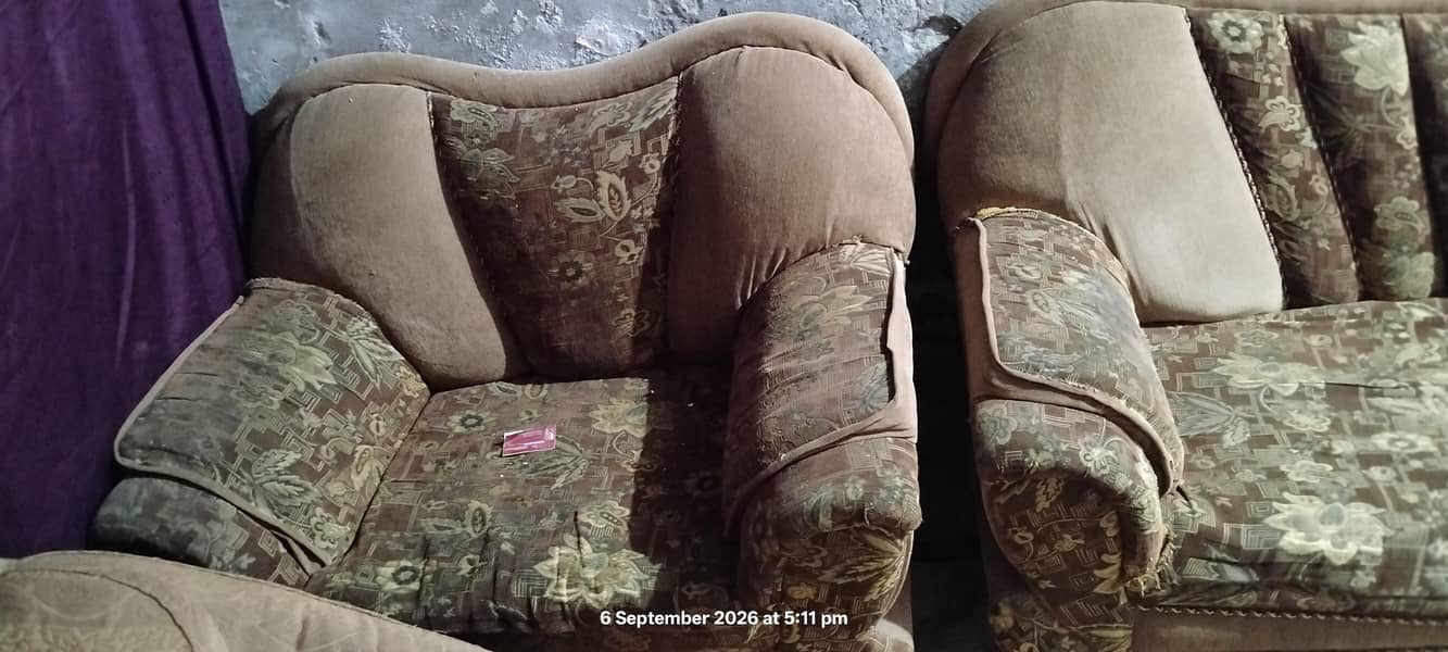 5 Seater Sofa Set 1