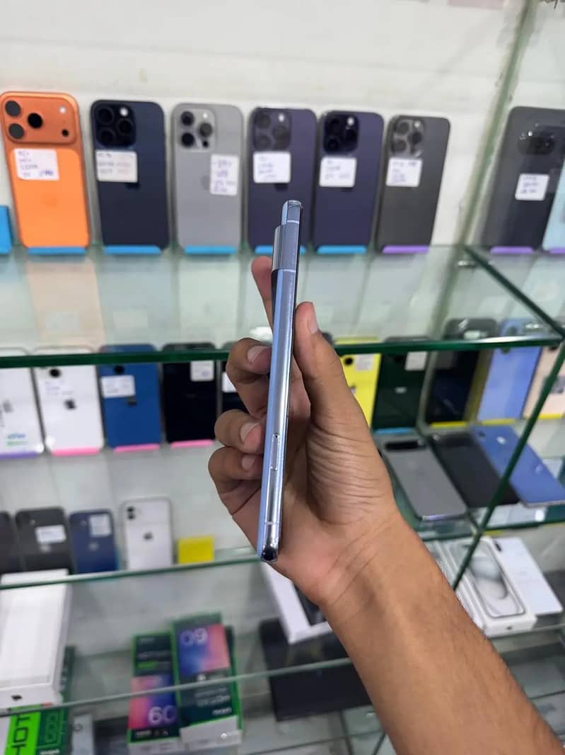 Google Pixel 8 Pro 3