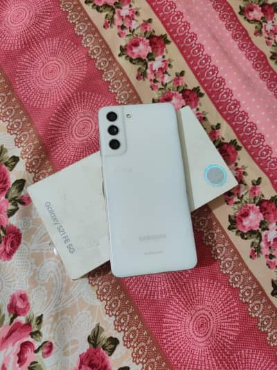 Samsung Mobile S21 FE
