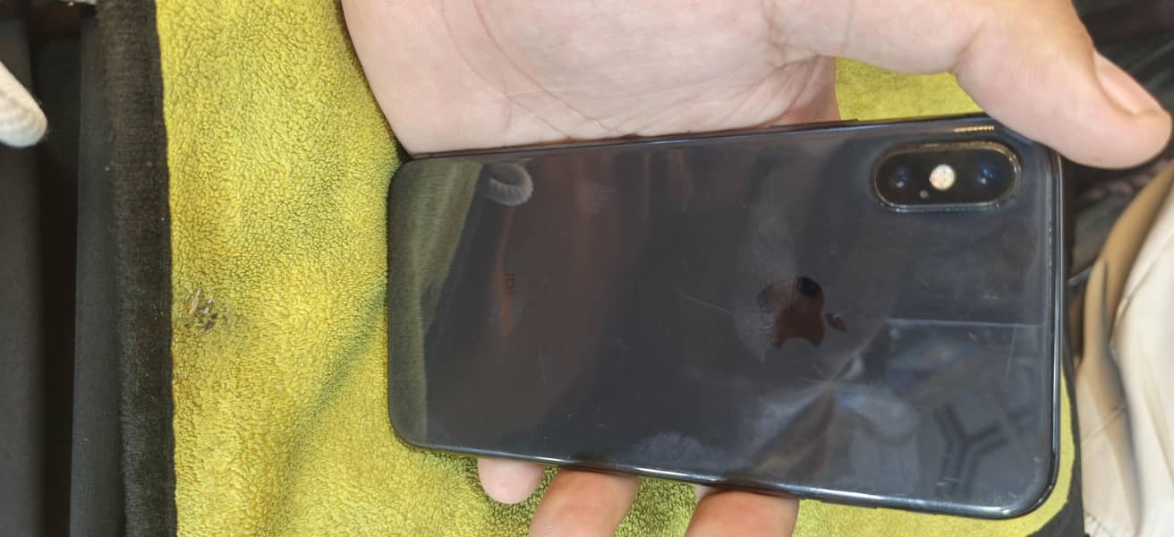 Apple iPhone X 2