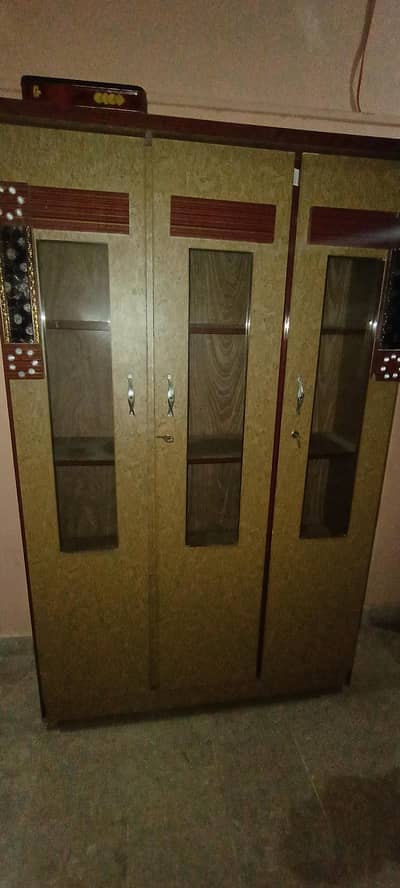 deco ka complete furniture hai  WhatsApp 03453260922