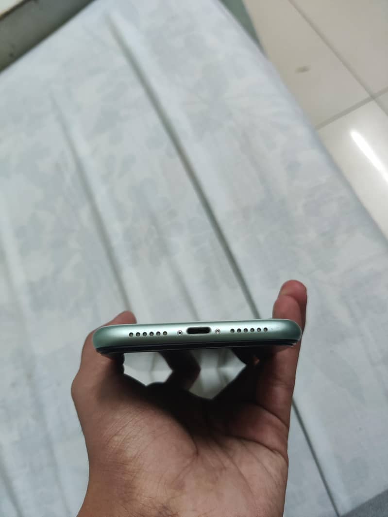 Apple iPhone 11 1