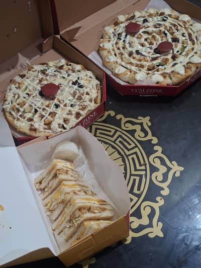 Fast Food Restaurant k leyae staf Required ha